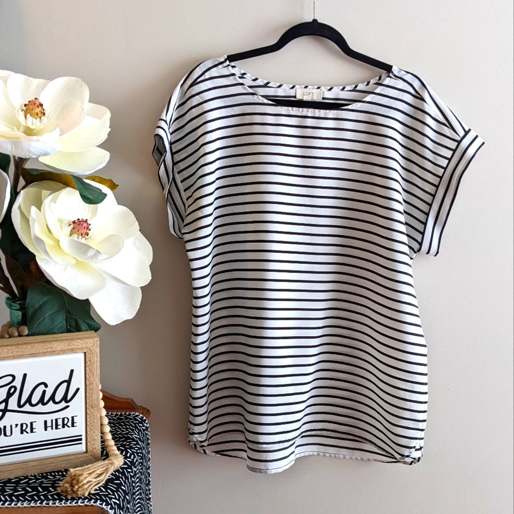 Loft Short Sleeve Blouse